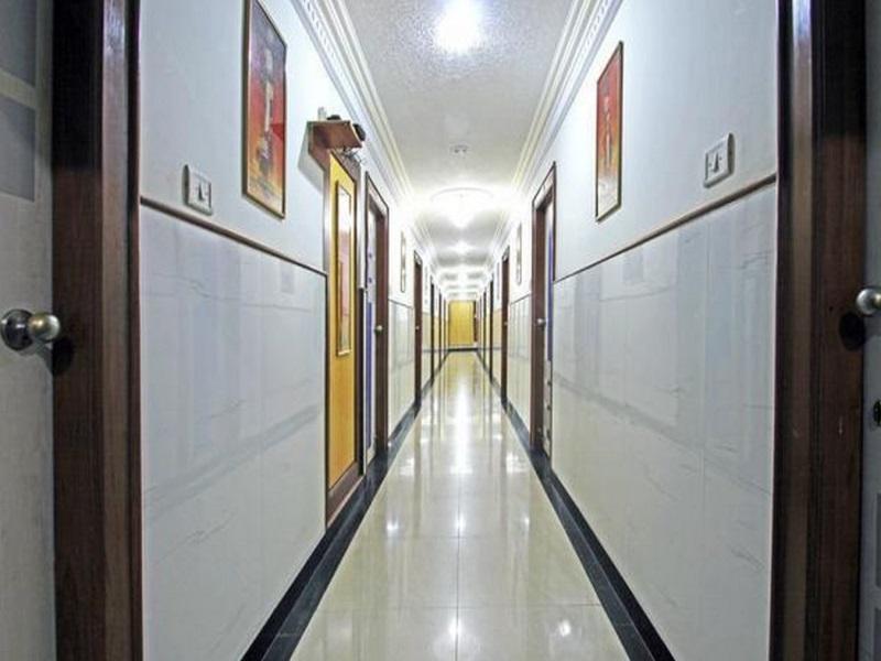 Oyo Hotel Ganga Sagar Near Sri Someshwara Swami Temple Bangalore Luaran gambar